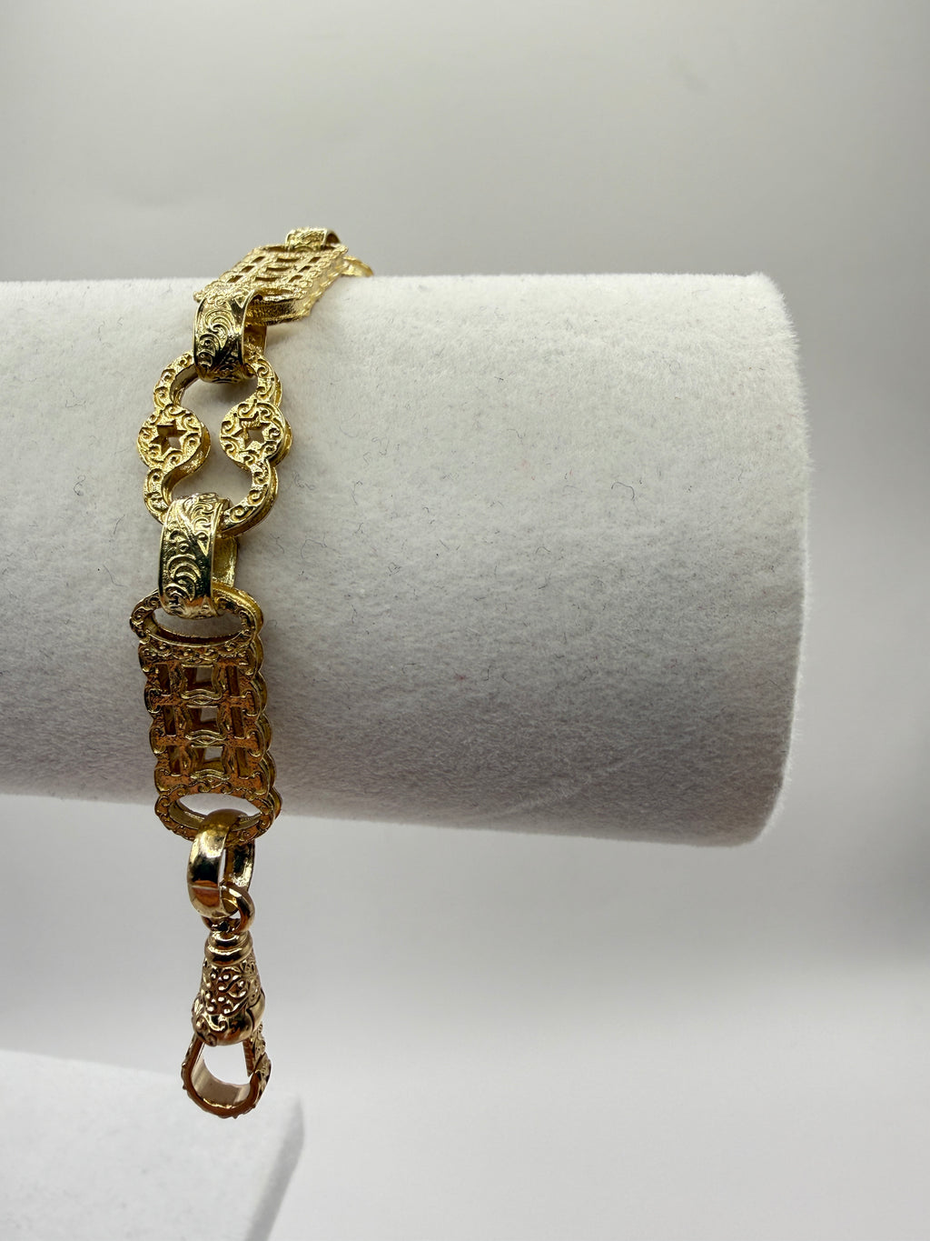 11MM STARS & BARS 9CT GOLD BRACELET